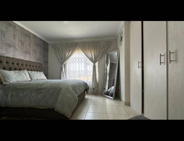 3 BEDROOM TOWNHOUSE FOR SALE IN ROSEACRE